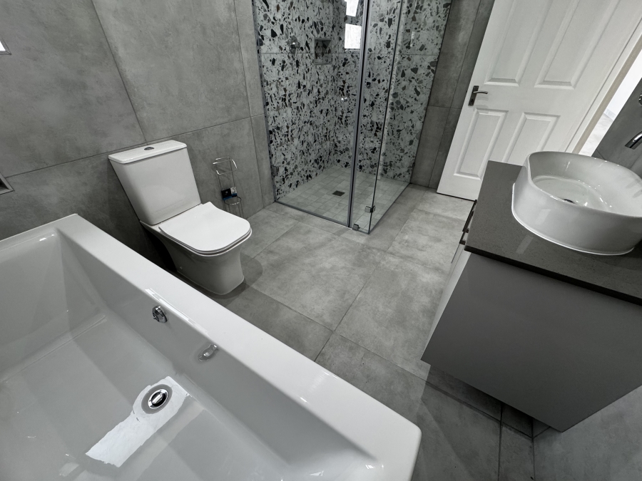 3 Bedroom Property for Sale in Monte Christo Western Cape